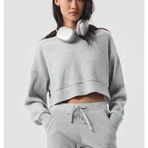 ALO Yoga - Muse Hoodie and Pants set - Light Gray Women's Small